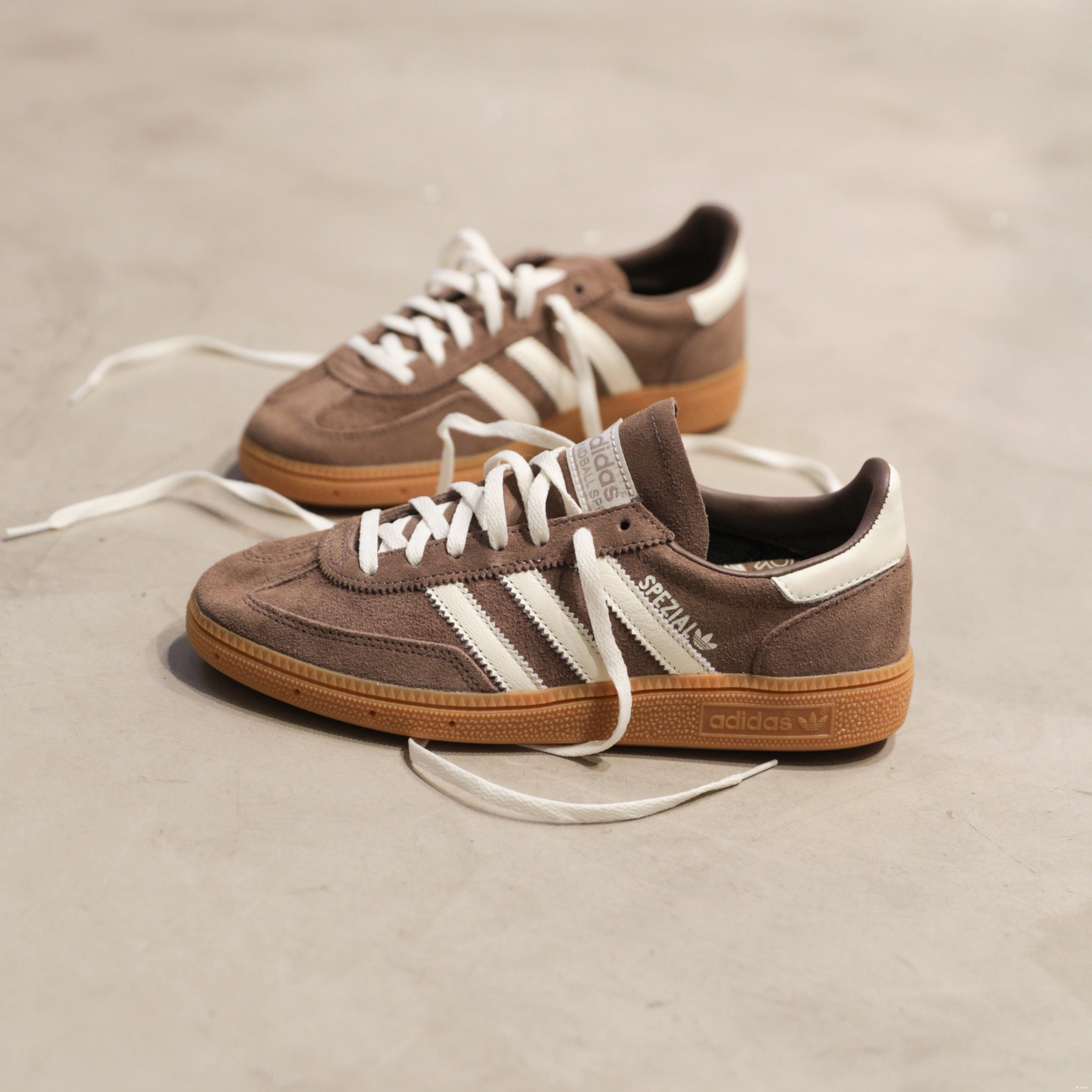 Spezial adidas W Handball Gum Strata Earth 0802